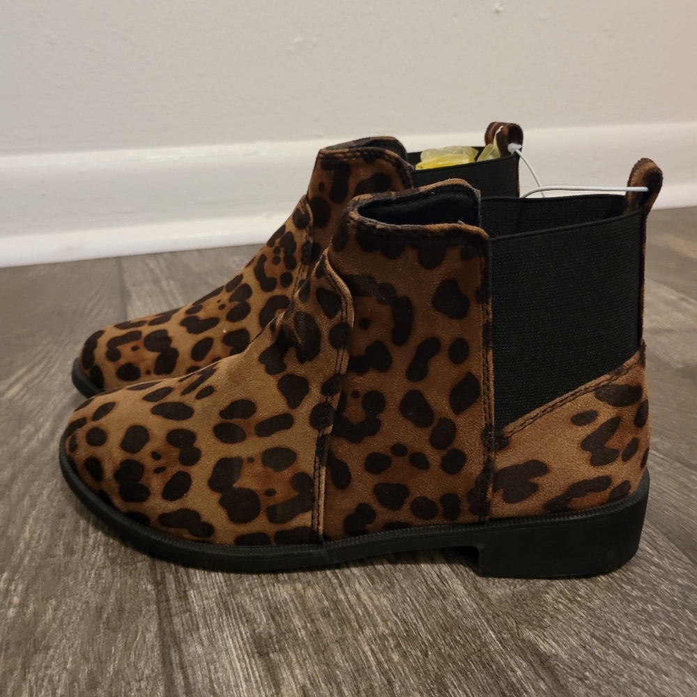 Tan Leopard Print Short Boots